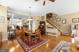 5259 Cozy Glen Ln, Alexandria, VA 22312 - Photo 4