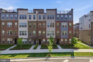 13600 Innovation Station Loop, Herndon, VA 20171 - Photo 2