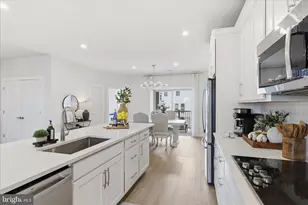 13600 Innovation Station Loop, Herndon, VA 20171 - Photo 14