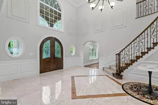 9889 Oxcrest Dr, Fairfax Station, VA 22039 - Photo 10