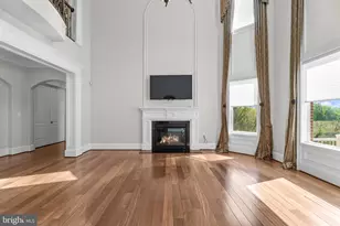 9889 Oxcrest Dr, Fairfax Station, VA 22039 - Photo 18