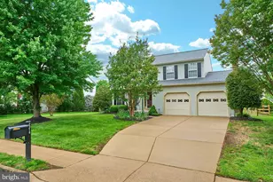 2314 Colts Brook Dr, Reston, VA 20191 - Photo 2