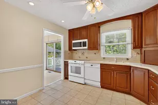 4501 Lantern Pl, Alexandria, VA 22306 - Photo 14