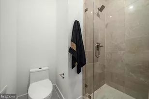 1110 Hillcrest Dr SW, Vienna, VA 22180 - Photo 42