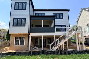 1110 Hillcrest Dr SW, Vienna, VA 22180 - Photo 4