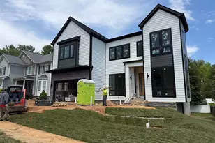 1110 Hillcrest Dr SW, Vienna, VA 22180 - Photo 2