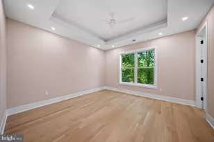 1835 Pimmit Dr, Falls Church, VA 22043 - Photo 16