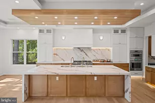 1835 Pimmit Dr, Falls Church, VA 22043 - Photo 10