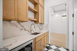 1835 Pimmit Dr, Falls Church, VA 22043 - Photo 8