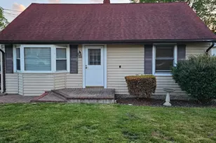 8524 Highland Ln, Alexandria, VA 22309 - Photo 2
