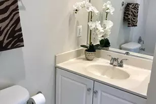 8904 Ashgrove House Ln, Vienna, VA 22182 - Photo 12
