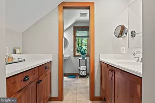 9126 Potomac Ridge Rd, Great Falls, VA 22066 - Photo 22