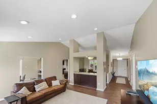 13905 Deviar Dr, Centreville, VA 20120 - Photo 24