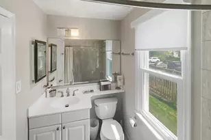 13905 Deviar Dr, Centreville, VA 20120 - Photo 36
