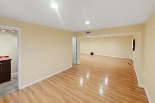 13905 Deviar Dr, Centreville, VA 20120 - Photo 38