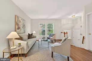 1409 Park Garden Ln, Reston, VA 20194 - Photo 6