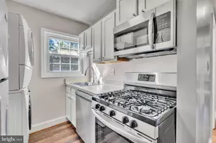 2237 Farrington Ave, Alexandria, VA 22303 - Photo 8