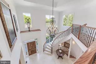 9113 Dara Ln, Great Falls, VA 22066 - Photo 30