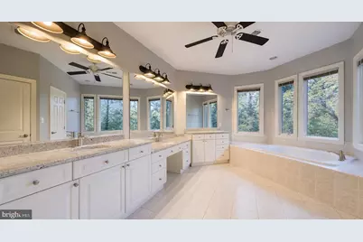 3242 Valley Lane, Falls Church, VA 22044 - Photo 22