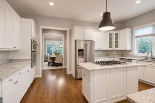 3242 Valley Ln, Falls Church, VA 22044 - Photo 6