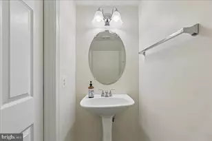 9276 Laurel Ridge Crossing Rd, Lorton, VA 22079 - Photo 22
