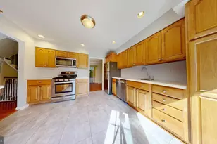 5105 Kenside Ct, Annandale, VA 22003 - Photo 14