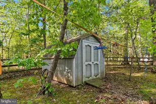 3121 Trenholm Dr, Oakton, VA 22124 - Photo 100
