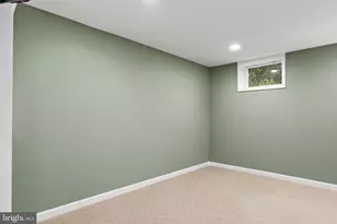 3121 Trenholm Dr, Oakton, VA 22124 - Photo 84