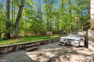 3121 Trenholm Dr, Oakton, VA 22124 - Photo 80