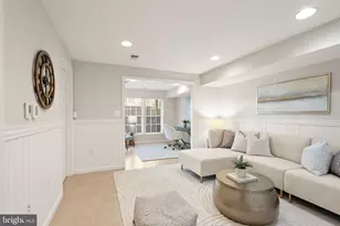 4127 Fairfax Center Creek Dr, Fairfax, VA 22030 - Photo 8