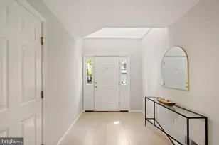 4127 Fairfax Center Creek Dr, Fairfax, VA 22030 - Photo 6