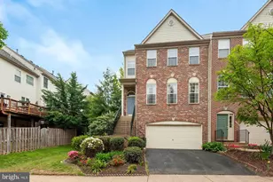 12489 Lucas Dr, Fairfax, VA 22033 - Photo 1