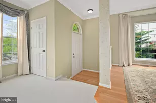 12489 Lucas Dr, Fairfax, VA 22033 - Photo 2