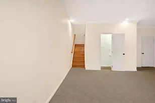 12489 Lucas Dr, Fairfax, VA 22033 - Photo 32