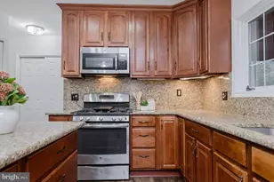 1278 Mason Mill Ct, Herndon, VA 20170 - Photo 14