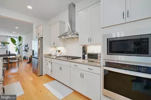12305 W Oaks Dr, Fairfax, VA 22030 - Photo 6