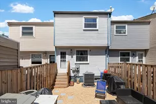 8307 Crestmont Cir, Springfield, VA 22153 - Photo 24
