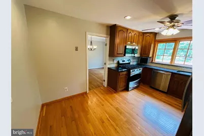 7115 Warbler Lane, McLean, VA 22101 - Photo 10