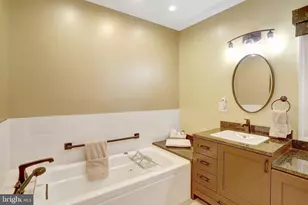 5012 Birch Ln, Alexandria, VA 22312 - Photo 30