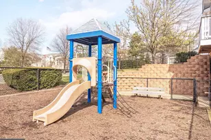 5932 Founders Hill Dr, Alexandria, VA 22310 - Photo 28