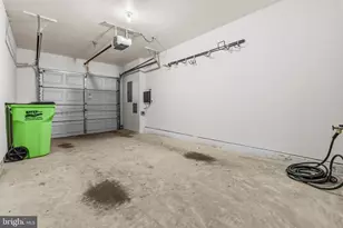 13698 Salk St, Herndon, VA 20171 - Photo 38