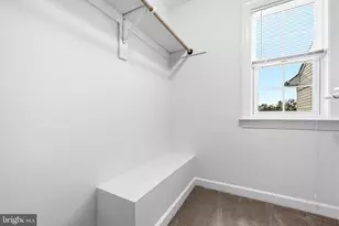 13698 Salk St, Herndon, VA 20171 - Photo 28