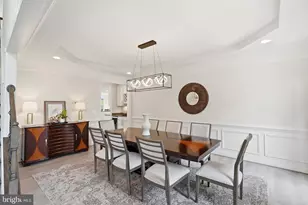 7821 Old Falls Rd, McLean, VA 22102 - Photo 8