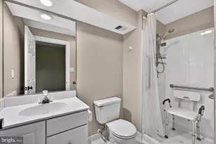 6303 Rockbridge Pl, Centreville, VA 20120 - Photo 60