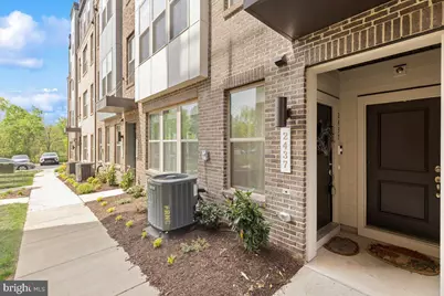 2437 Silver Line Aly #69A, Herndon, VA 20171 - Photo 28