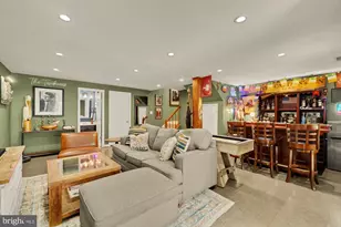 8226 Maple Ridge Ave, Springfield, VA 22153 - Photo 32