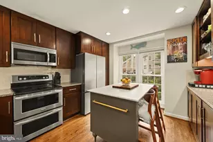 8226 Maple Ridge Ave, Springfield, VA 22153 - Photo 10