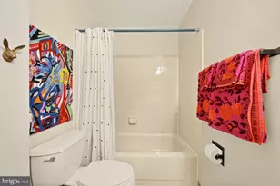 8226 Maple Ridge Ave, Springfield, VA 22153 - Photo 28