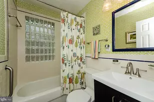 7133 Tyler Ave, Falls Church, VA 22042 - Photo 18