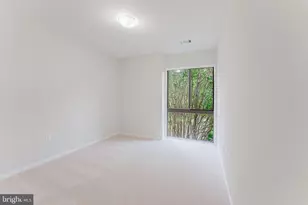 3177 Colchester Brook Ln, Fairfax, VA 22031 - Photo 24